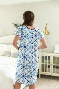 Bata para pacientes Batas cómodas de polialgodón de alta calidad | Bata quirúrgica médica al por mayor para uso de pacientes - Product Image 5