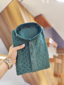 Trabajo de bordado de pollo para hombres en tela de rayón de viscosa pura disponible para venta en línea para ropa india y pakistaní - Product Image 4