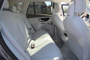 Mercedes-Benz EQE350 4MATIC SUV 2023, Bajo Kilometraje, Caja de Cambios Automática, Volante a la Izquierda, Neumáticos R20, Estado Impecable - Product Image 6
