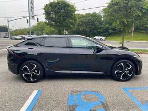 Hyundai Kona EV GT-Line AWD Automatique 2024 Noir Propre avec Sièges en Cuir, Navigation, Chauffage, Démarrage à Distance et Toit Ouvrant - Product Image 2