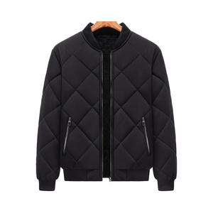 Gabardina personalizada de poliéster/algodón 2025 para hombre con capucha de talla grande transpirable impermeable invierno estilo Hip Hop moda cálida precio barato - Product Image 1