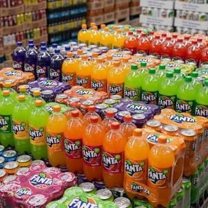 Vente directe d'usine, diverses saveurs de fruits pour soda Fanta, 330 ml * 24 canettes, ingrédient principal carbonaté, emballé en caisses - Product Image 5