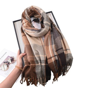 Bufanda a cuadros de moda para mujer, chal largo con borlas, bufandas cálidas de invierno de Cachemira, chal para mujer - Product Image 2