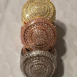 Direct de l'Inde Vente chaude VVS Lab Grown Diamond Sterling Plaqué Or Hiphop Style Bague Excellent cadeau pour hommes et femmes - Product Image 3