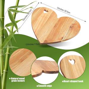 Planche à découper en bois durable en forme de cœur de 1,5 cm d'épaisseur pour la cuisine, la découpe, le service, le plateau à fromage, bois naturel, vente en gros OEM - Product Image 5