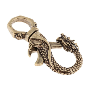 Elegante abrebotellas de latón granada, una herramienta única y decorativa, disponible a precios al por mayor. - Product Image 6