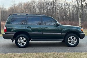 Land Cruiser 2004 4x4 SUV, el más vendido, en perfecto estado, impecable, excelente condición, elección premium, mejor oferta, listo para exportar, fiable - Product Image 4