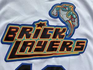 เสื้อแข่งอาลียาห์ 19 บริคเลเยอร์ส ร็อค แอนด์ จ็อค ยุค 90 ฮิปฮอป บาสเก็ตบอล สำหรับผู้ชาย - Product Image 4