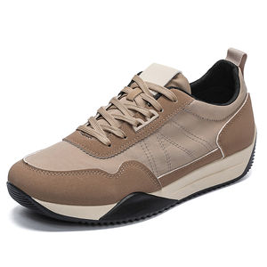 Scarpe da Passeggio Casual Atletiche Versatili da Uomo con Logo Personalizzato, Traspiranti, con Suola Spessa per Sneakers da Corsa - Product Image 4