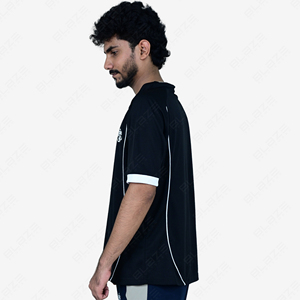 Streetwear Fashion Jersey Manches Courtes Logo Personnalisé Passepoil Contraste Logo Réfléchissant sur le Devant Tshirt Surdimensionné T-shirts pour Hommes - Product Image 4