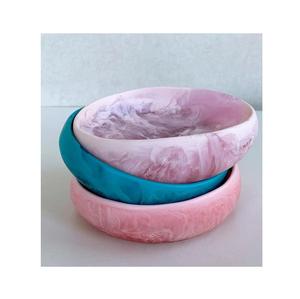 Bol en résine fait à la main surface polie brillante design artistique élégant idéal pour la table de salle à manger ou la décoration de la maison - Product Image 1