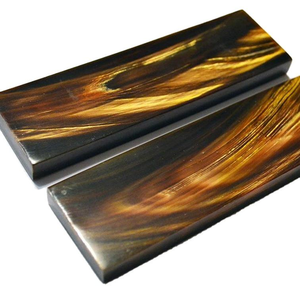 Monturas de Gafas Ópticas de Cuerno de Búfalo Pulido Hechas a Mano, Ecológicas y de la Mejor Calidad, Modernas y Duraderas, Artesanía Saniya - Product Image 1