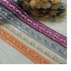 Cordones de trabajo de hilo bordado hechos a medida con opciones multicolores en bordado de lentejuelas en 1,5 pulgadas de ancho - Product Image 1