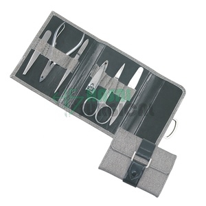 Kit de qualité supérieure manucure pédicure professionnel avec appareils chirurgical CE ISO approuvé par Hasni Instruments chirurgicaux - Product Image 1