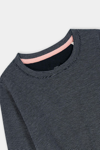 เสื้อสเวตเตอร์ผ้าฝ้ายมีสไตล์สำหรับผู้หญิงเสื้อสวมหัวลำลองทันสมัยพิมพ์ลายสำหรับฤดูหนาวผู้ผลิตเสื้อผ้าขายส่ง - Product Image 6