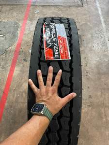 Pneu de camion 11R24.5, structure radiale tout acier pour une durabilité et une rechapabilité améliorées - Product Image 3