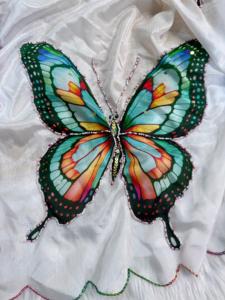 ผ้าส่าหรีผ้าไหมสีขาวมาเลย์พิมพ์ลายผีเสื้อเสื้อเบลาส์แฟนซีสำหรับงานแต่งงานเทศกาลพิเศษ - Product Image 2