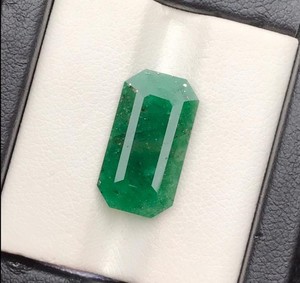 Piedra preciosa esmeralda de laboratorio de corte esmeralda brillante Diseños de joyería de prestigio personalizados con piedra preciosa suelta de alto valor con fuego verde real - Product Image 5