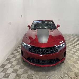 2024 Chev.rolet Camaro LT 2dr Convertible con 3LT perfectamente - Product Image 1