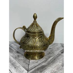กาต้มชาและกาแฟแบบอาหรับ ทำมือ ขนาดกลาง วัสดุโลหะ ขัดเงาอย่างดี ขายดีที่สุด สำหรับใช้ในครัว จากซัพพลายเออร์อินเดีย - Product Image 6