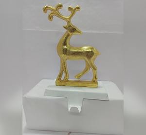 Support de bas en métal flocon de neige doré idéal pour la décoration de Noël offert au prix d'usine pour les commandes en gros et en gros - Product Image 3