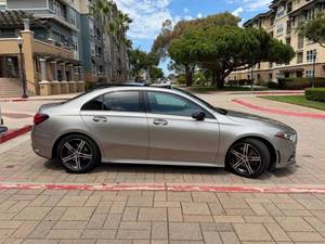 Mercedes-Benz Classe A 220 4MATIC Luxe d'occasion à prix réduit, modèle 2019, à vendre - Product Image 5