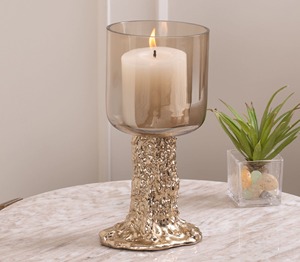 Luxury Golden Textured Glass Hurricane <b>Candle</b> <b>Holder</b> Creates Inviting Ambiance And Sophisticated Home Decor - Product Image 1