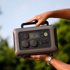 <span class=keywords><strong>ALLPOWERS</strong></span> Station d'alimentation portable super compacte 110V/220V AC, mini générateur solaire domestique, système d'énergie DC, éclairage LED d'urgence, kit de camping - Product Image 1