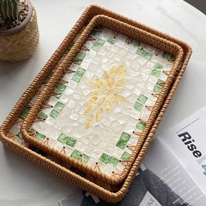 Plateau en rotin élégant, luxueux et exquis, fabriqué à la main, pour la décoration de la maison, pour les repas aux fruits et légumes en nacre, divertissant - Product Image 1
