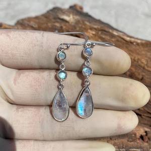 Boucles d'oreilles pendantes en pierre de lune véritable, argent sterling 925, longues, faites à la main, bijoux uniques et tendance, cadeau pour femmes et hommes - Product Image 4