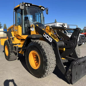 2017 JCB 427 AGRI Cargadora de ruedas Equipo agrícola de alto rendimiento Componente de motor central para el manejo a granel Productividad agrícola - Product Image 1