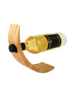 Porte-bouteille en bois rustique fait à la main, ajoutant une beauté naturelle à la cuisine ou à la salle à manger - Product Image 6