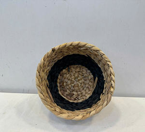 Luxury <b>Round</b> Water Hyacinth Eco-Friendly Multi-Purpose Storage <b>Basket</b> - Product Image 2