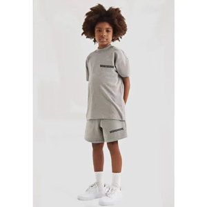 Sweat à capuche pour garçons Double ligne de marque classique Design de luxe avant et arrière en peluche lettre à capuche High Street enfants Shorts ensemble - Product Image 4