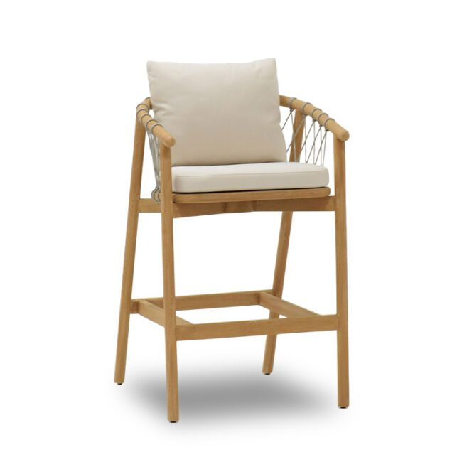 คัสตาร์ม