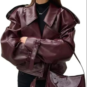 Chaqueta de moto de cuero PU para mujer, abrigo informal de manga larga con cuello Retro para invierno, cierre de cremallera, tejido no tejido transpirable - Product Image 1