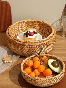 Vente en gros de plateaux à fruits ronds traditionnels en rotin naturel faits à la main de différentes tailles plateaux de service en rotin personnalisés plateaux de décoration intérieure - Product Image 3