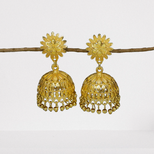 Boucles d'oreilles indiennes de créateur en plaqué or, ensemble de bijoux artificiels, nouveaux modèles pour femmes, boucles d'oreilles antiques indiennes en plaqué or à la mode - Product Image 1