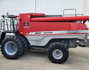 Moissonneuse-batteuse Massey Ferguson 9560 / Moissonneuse-batteuse d'occasion pour l'agriculture - Product Image 2