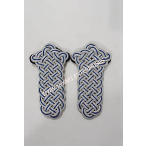 ป้ายไหล่และอินทรธนูประดับพู่ทำจากทองรูปพรรณสำหรับพิธีศตวรรษที่1800 - Product Image 1