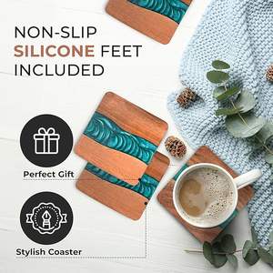 ชุดจานรองแก้วไม้สไตล์เรียบง่ายน่ารัก 4 ชิ้น พร้อมที่วางจานรองแก้วงานฝีมือเรซิ่น ของใช้จำเป็นสำหรับบ้านใหม่ ทำด้วยมือ เหมาะสำหรับคริสต์มาส ฮาโลวีน และเครื่องดื่ม - Product Image 3