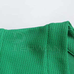 Uniforme de basket-ball d'été respirant de haute qualité avec logo personnalisé, sur mesure, 100% polyester - Product Image 5