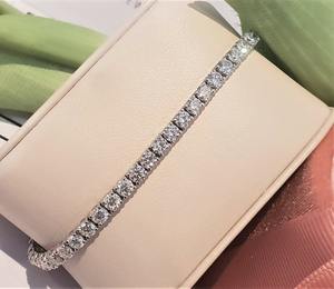 สร้อยข้อมือเทนนิสเพชรมอยส์ซอไนต์ทรงกลมสีขาวสวยงามปรับแต่งเครื่องประดับแบบเหลี่ยมเพชรพลอยของขวัญที่ดีที่สุดสำหรับผู้หญิง - Product Image 5