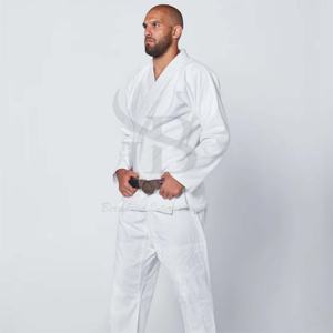 Vente en gros de Jiu Jitsu brésilien essentiel pour hommes BJJ Gi-Respirant et durable-Parfait pour la pratique quotidienne et les compétitions - Product Image 1