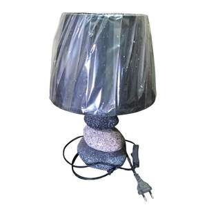 Lámpara de Jardín de Piedra de Río de Lujo Premium, Hecha a Mano, Edición II, Piedra de Río Natural de Alta Calidad, Diseño Moderno y Elegante para Exteriores - Product Image 1