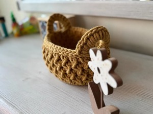 Panier en macramé élégant à doubles poignées, solution de rangement polyvalente pour la table, la cuisine, la salle à manger et la décoration, en provenance d'Inde - Product Image 3