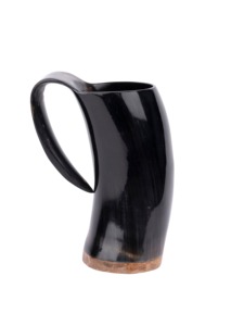 Mug en corne de buffle artisanal avec finition naturelle et poignée incurvée pour un charme rustique et un style traditionnel à l'usage quotidien - Product Image 4
