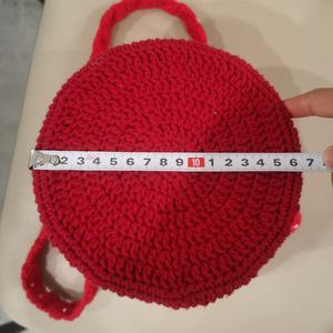 Nouveau Sac Gâteau Fraise au Crochet Fait Main Personnalisable Tendance et Adorable 2025 – Cadeau Fête des Mères - Product Image 6