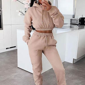 Survêtement de haut court de pull de style de mode avec la conception de rayure latérale - Product Image 4