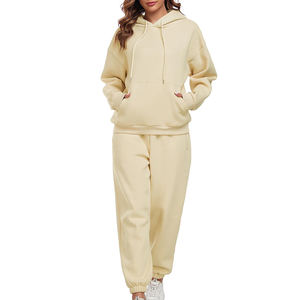 La mejor venta y chándales de moda para mujer Impresión personalizada Manga larga Streetwear Chándal para mujer - Product Image 1